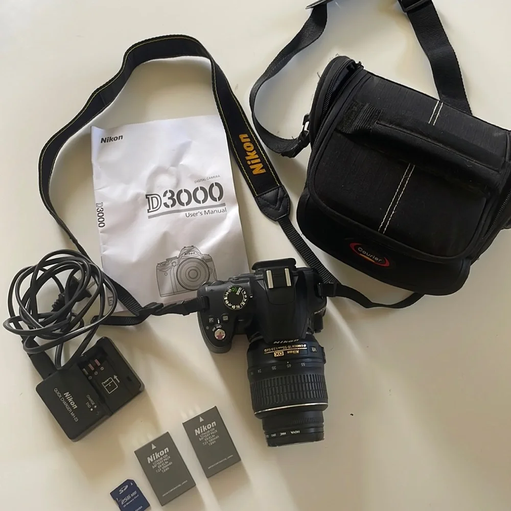 Nikon DSLR D3000 Camera